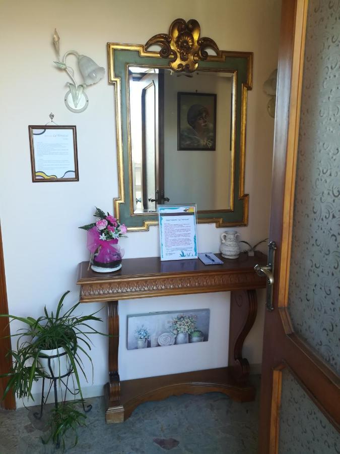 La Terrazza Apartment Чиуси Екстериор снимка
