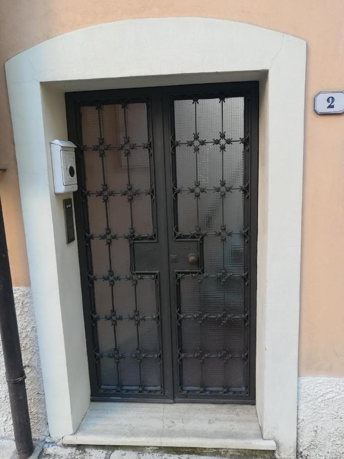 La Terrazza Apartment Чиуси Екстериор снимка