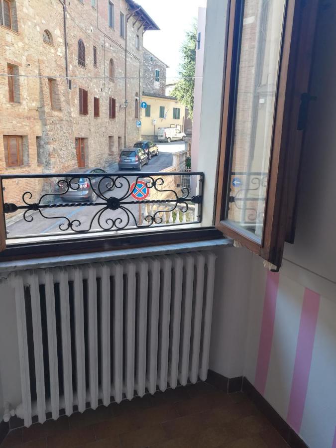 La Terrazza Apartment Чиуси Екстериор снимка